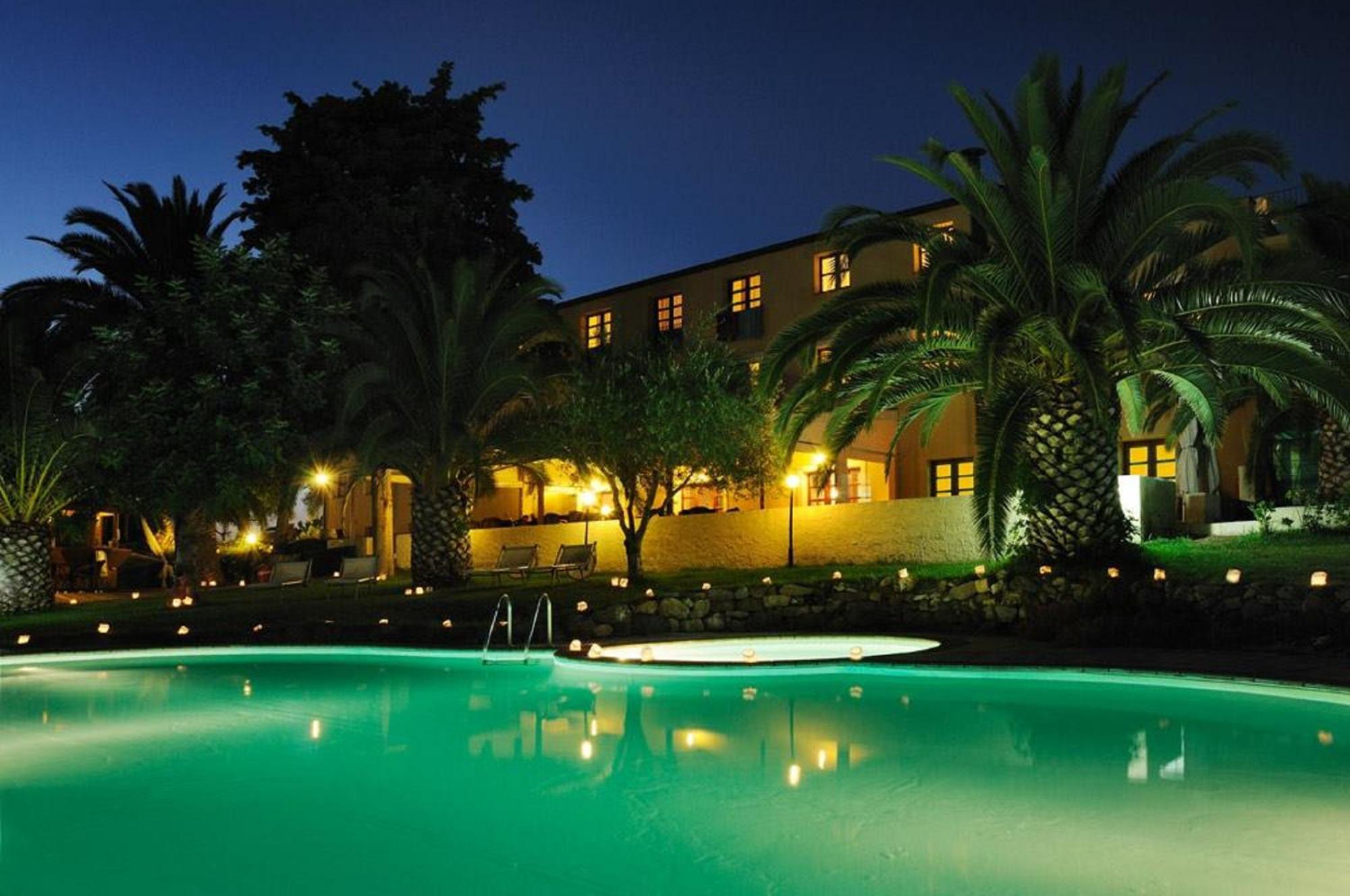 Hotel Country &